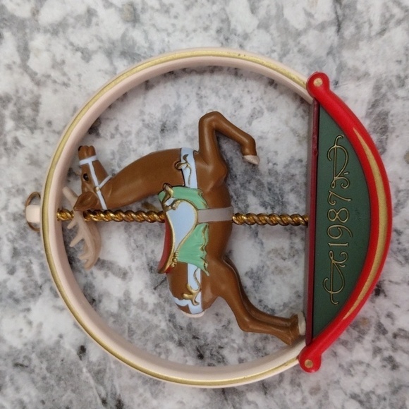 1987 Hallmark Keepsake Ornament Collectors Club "Carousel Reindeer" Christmas - Picture 10 of 12